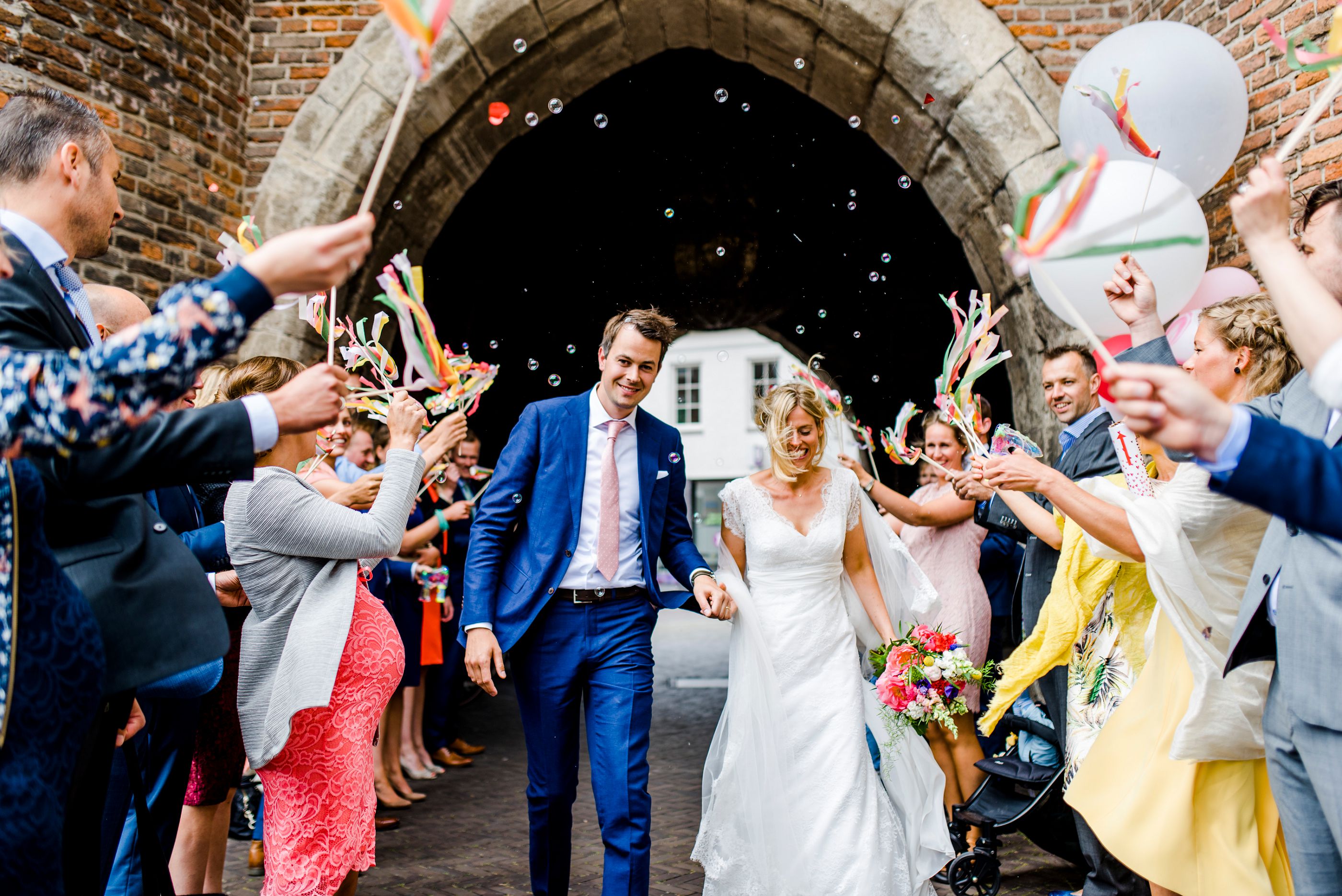 trouwen in Zwolle, trouwlocatie sassenpoort, lintjes