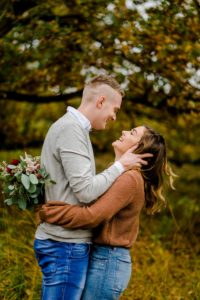 verloofd fotoshoot groningen - trouwfotograaf groningen
