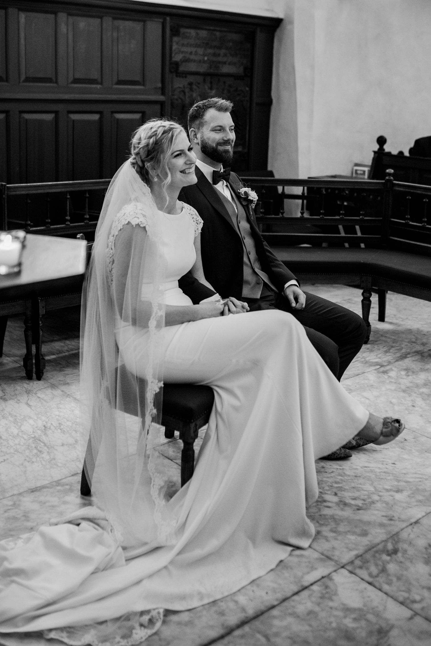 stefanuskerk groningen, fotograaf, bruidsfotograaf, elegante trouwjurk